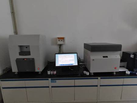 独山子热力公司微机工业分析仪实图