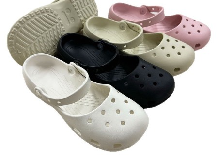 7601 纯色玛丽珍洞洞鞋35-40单码