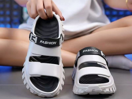 9629 双带调节双色凉鞋男 39-45单码