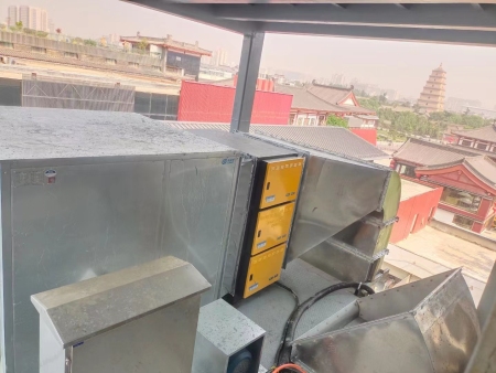 西安未央区XX酒店后厨排烟改造案例，环保验收一次通过