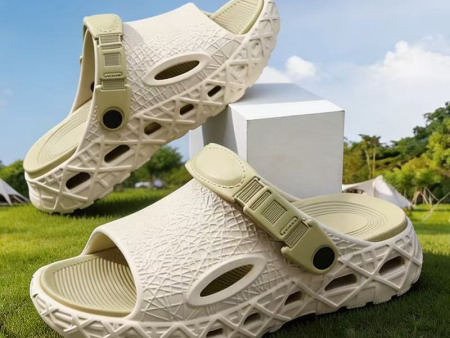 7656  男士双色厚底凉鞋39-44