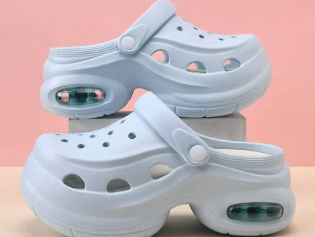 7671 气垫增高女士洞洞鞋35-40