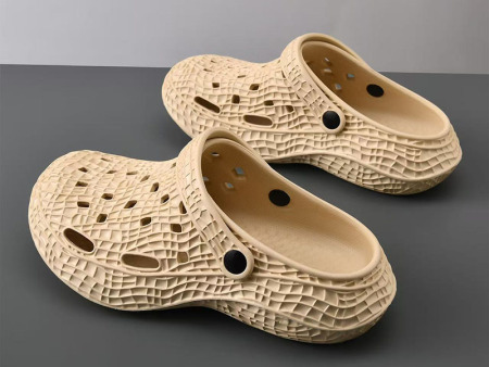 7708 花生纹路3D立体男女洞洞鞋大码36-47