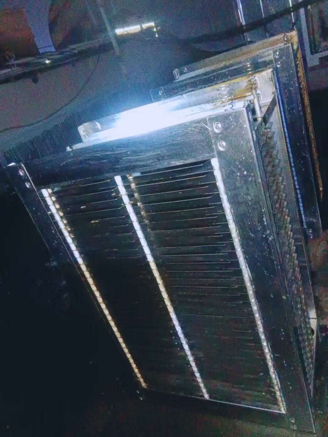 美食城商戶必看！凈化器清洗避罰款