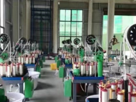电力牵引绳加工车间