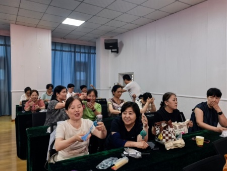 “香囊纳福·茶韵清心”端午节传统文化体验活动 (24)
