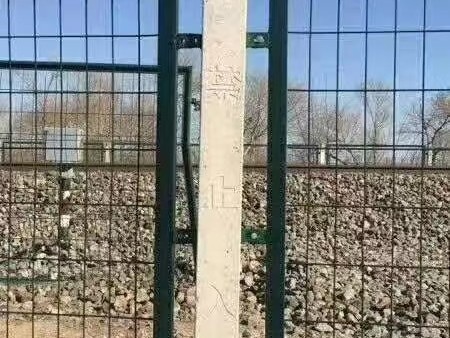 刻字警示水泥立柱预制件