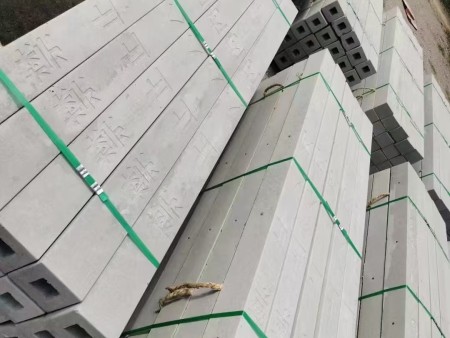 刻字电缆警示水泥桩