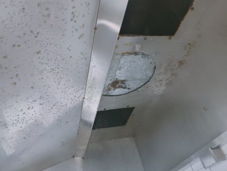 西安街边中餐店主别踩雷，商用油烟机定期清洗规避罚款与火情