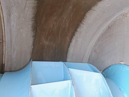 西安西式快餐少油后厨，商用油烟机轻量化清洗延长净化设备寿命