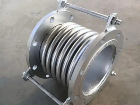补偿器