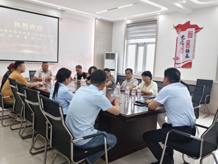 济南市再生资源行业协会领导莅临山东龙鑫环保设备有限公司考察指导