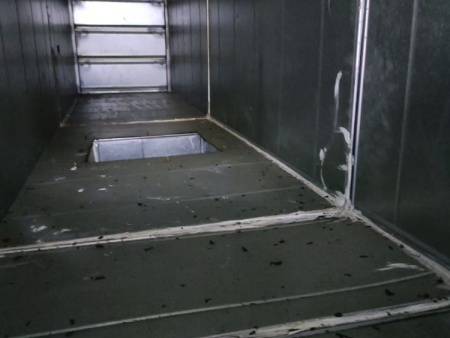 西安高层住宅底商餐饮，油烟管道分层清洗防止楼上居民持续投诉