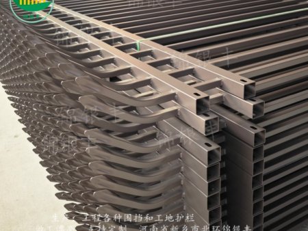 户外小区别墅围墙镀锌钢管防爬围栏