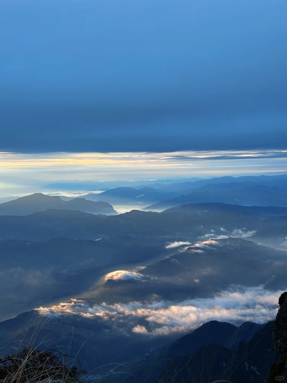 峨眉山