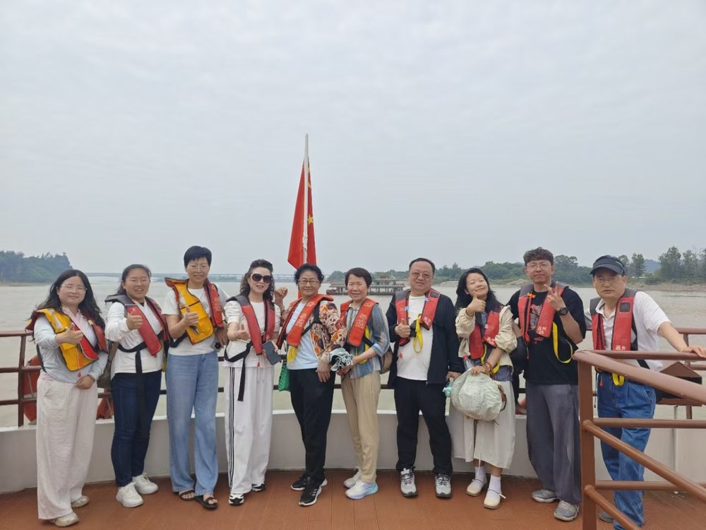 企业党建团建研学