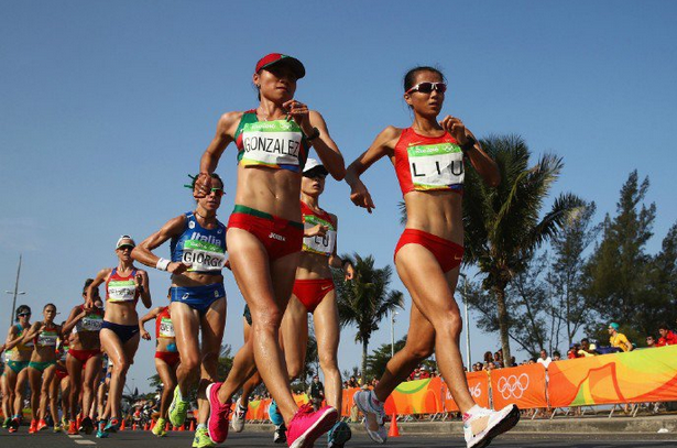 20公里竞走刘虹最后30米冲刺绝杀夺冠视频