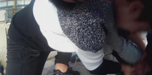 苏州患艾滋病小偷被抓 咬破舌头向警察吐血 苏州患艾滋病小偷被抓 咬破舌头向警察吐血