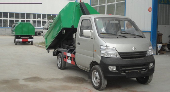 长安勾臂垃圾车3.jpg