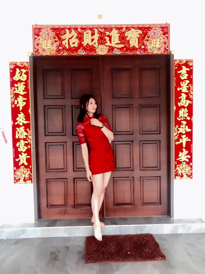 这样的警察给我来一打!马来华人警花长相甜美