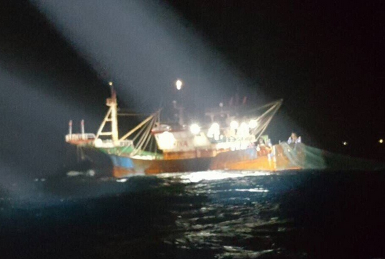 台湾海巡署凌晨再扣留大陆渔船 10名大陆渔民