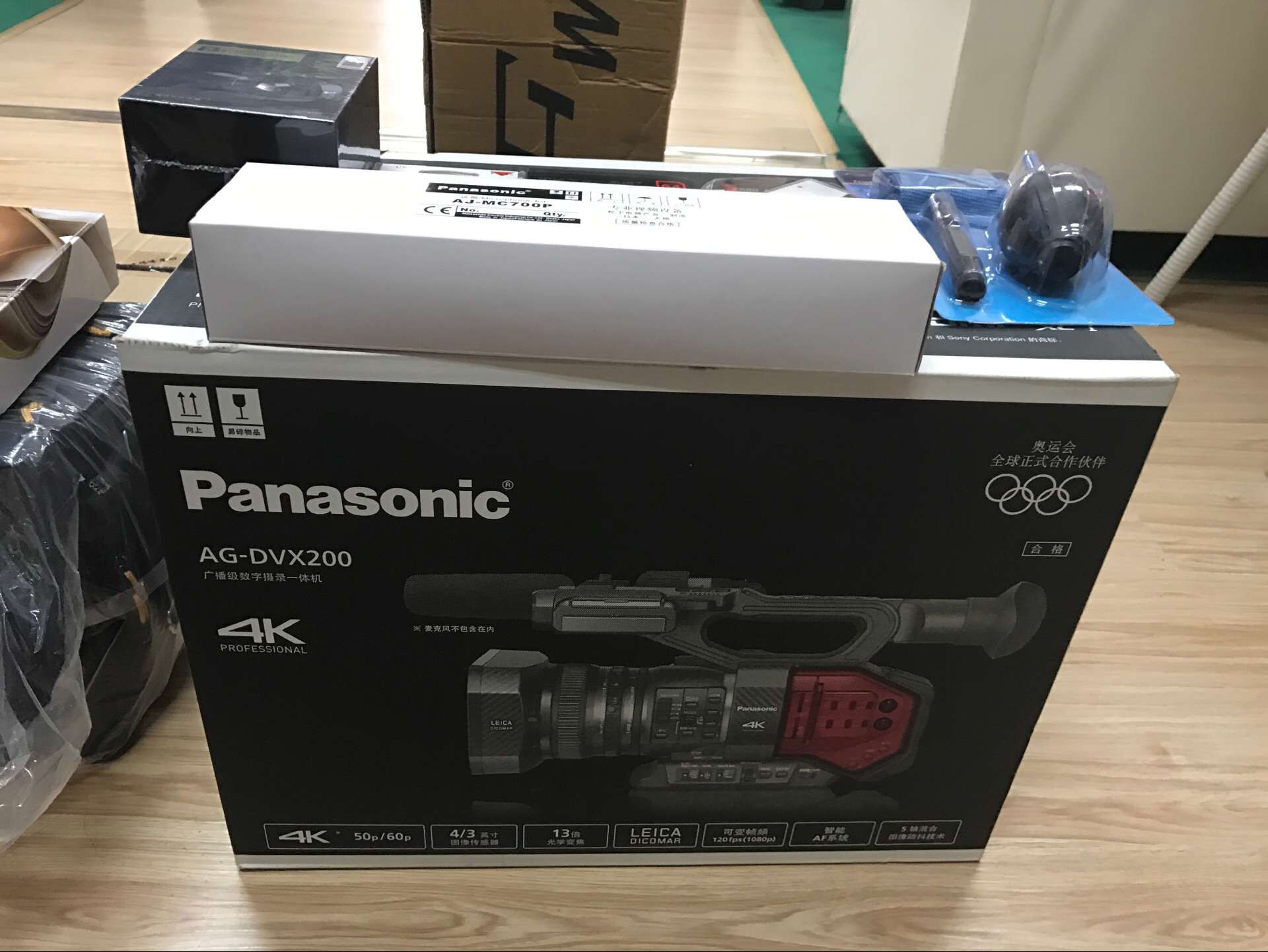 松下DVX200.jpg