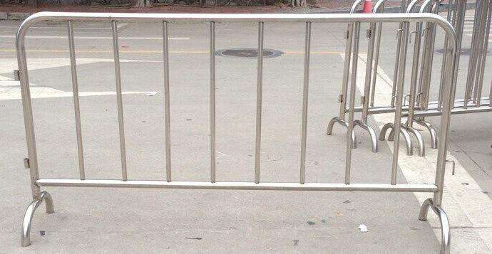 不锈钢铁马栏 (3).jpg