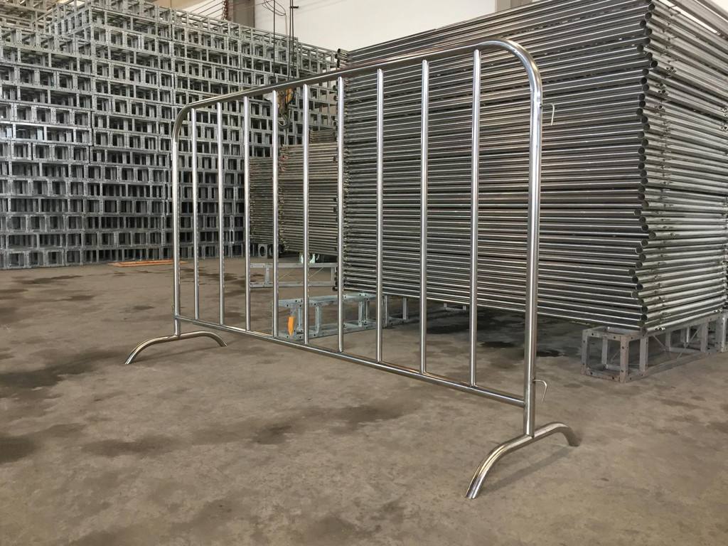 不锈钢铁马栏 (2).jpg