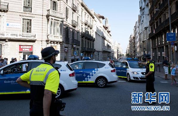 17日西班牙巴塞罗那市***致13死80伤 .jpg 17日西班牙巴塞罗那市***致13死80伤 .jpg