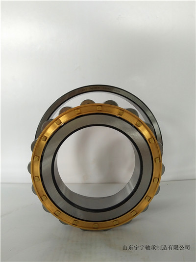 N228EM06.jpg