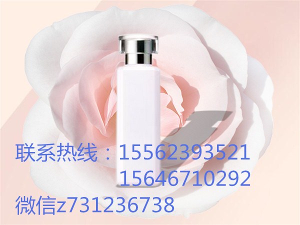 柔肤水_副本.jpg