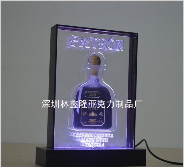 亚克力酒杯LED发光展示架.jpg