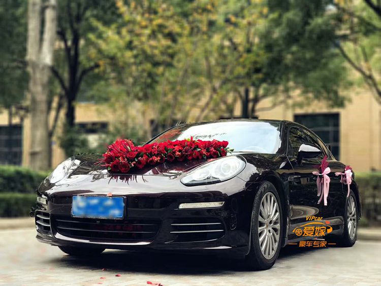 保时捷帕拉梅拉+宝马5系车队2.jpg