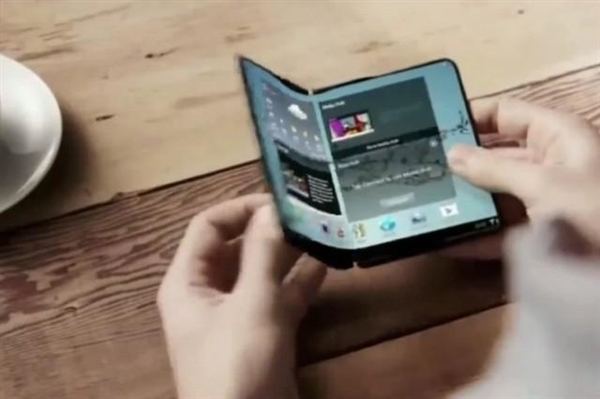 三星研发可折叠手机Galaxy X 比iPhone X炫