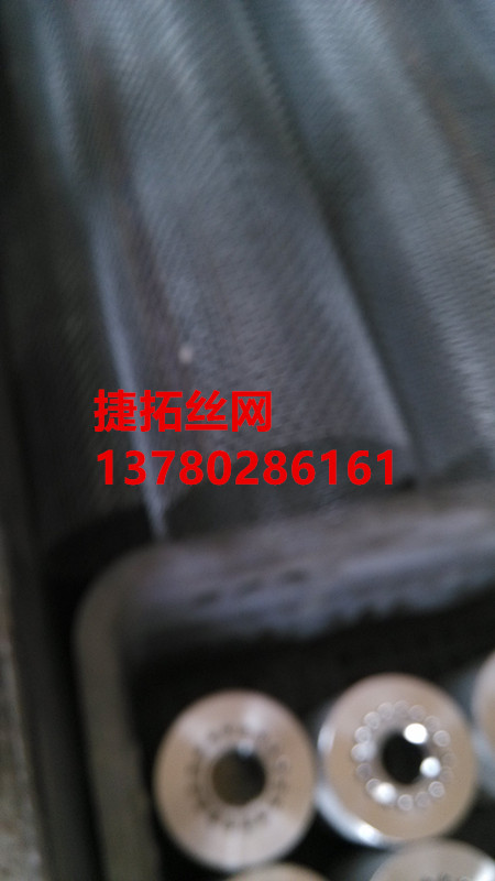 编织网筒防爆层.jpg