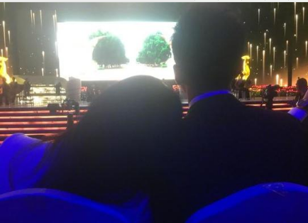 李晨平安夜发博秀恩爱.png
