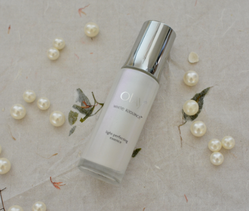 美白精华排行榜NO.1 Olay 光感小白瓶