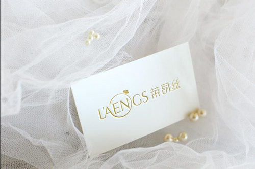 让皮肤吹弹可破 源于莱昂丝面膜
