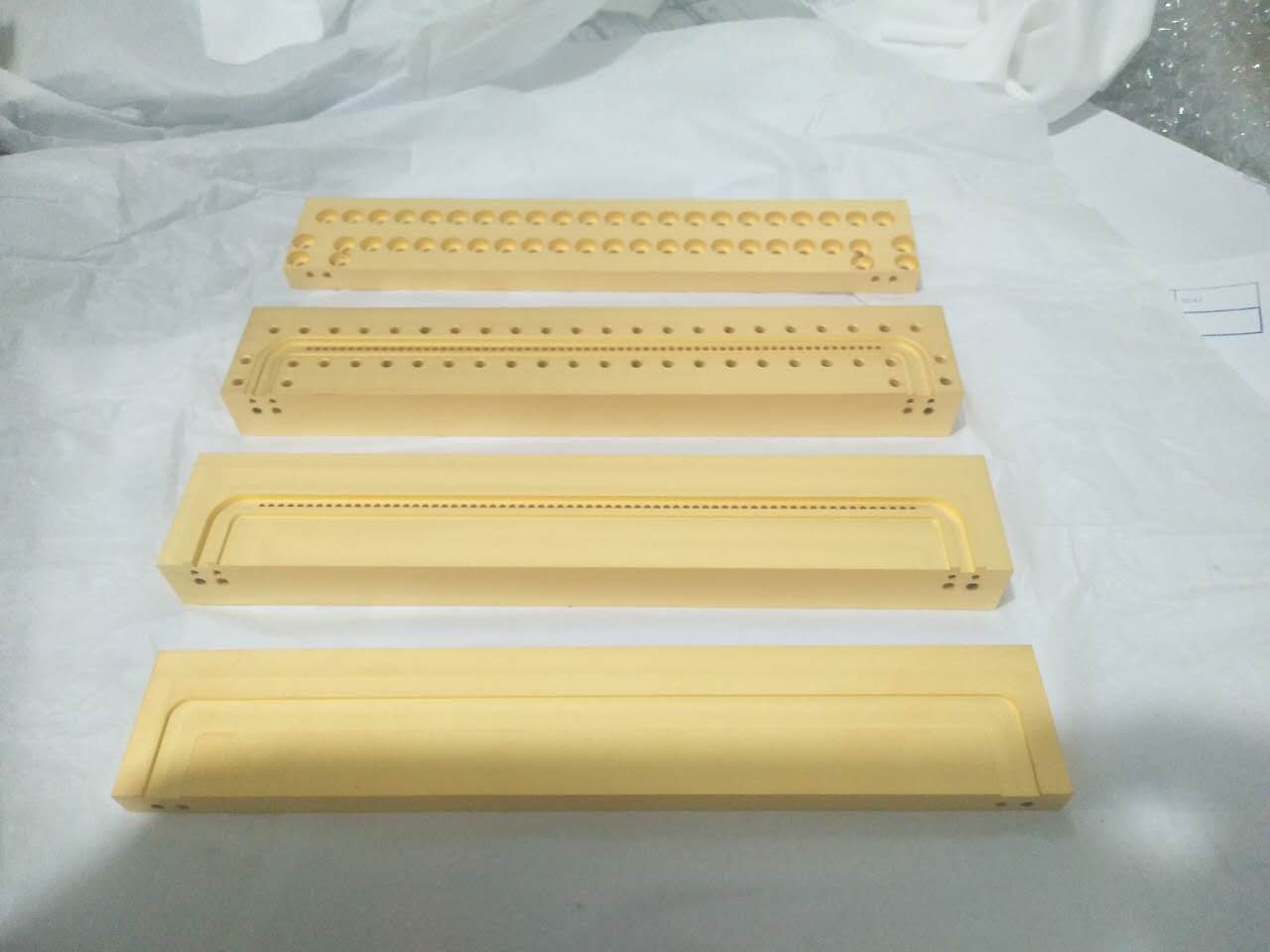镀金壳体|高硅铝合金封装材料-哈尔滨铸鼎工大新材料科技有限公司