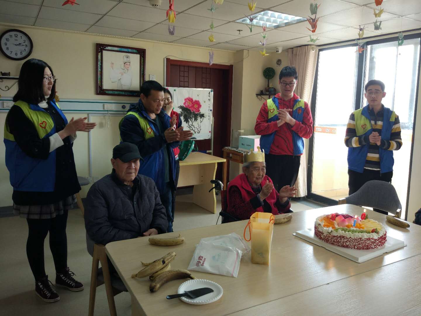 【福山动态】陪福山老年公寓的老人一起过生日！|新闻动态-青岛市市北区福山老年公寓