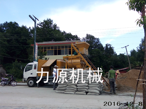 混凝土搅拌拖泵