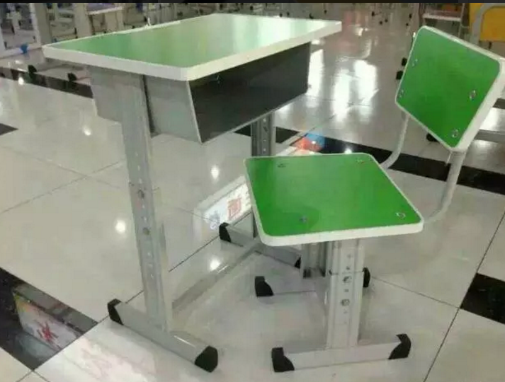 河南鄭州學生課桌椅銷售尺寸（新聞）——美冠|新聞-鄭州美冠家具有限公司