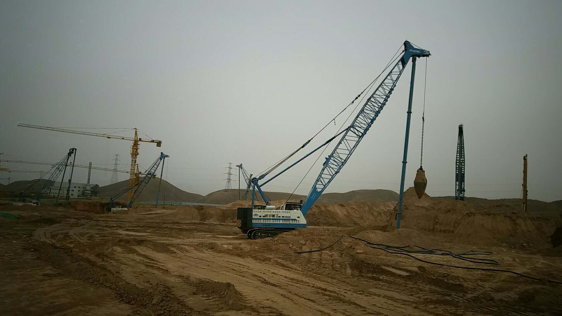 蘭州萬科萬科城項目一期地基處理工程|SDDC工法旋挖引孔、沖擊成樁-陜西巖泰基礎工程有限公司