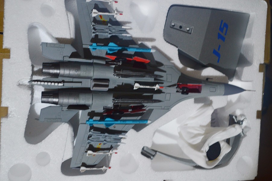 1：72灰色歼15模型批发（歼15模型印字纪念品定制）|高仿战机模型-济南航宇模型有限公司
