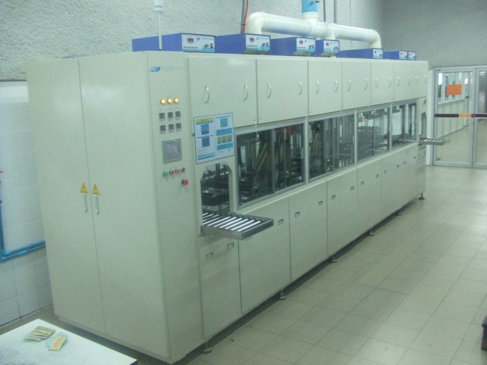 全自動超聲波清洗機3_副本.jpg