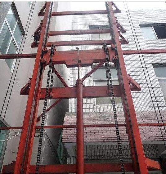 液压升降机