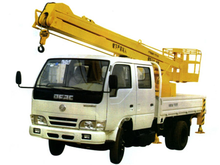 高空作业车