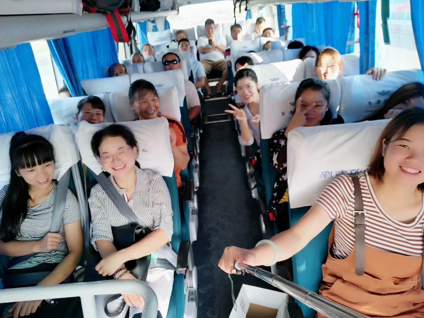2018年鸿志旗下东建砼业全体员工桂林之旅(第二批）|公司资讯-广西鸿志新材料有限公司
