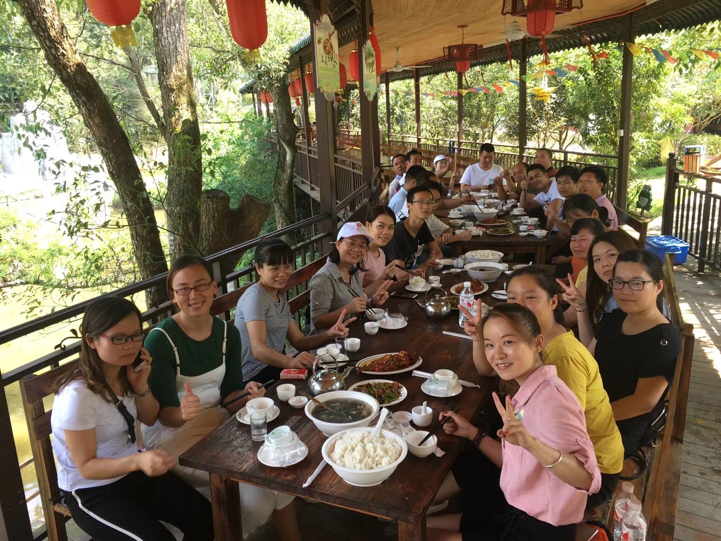 2018年鸿志旗下东建砼业全体员工桂林之旅(第二批）|公司资讯-广西鸿志新材料有限公司