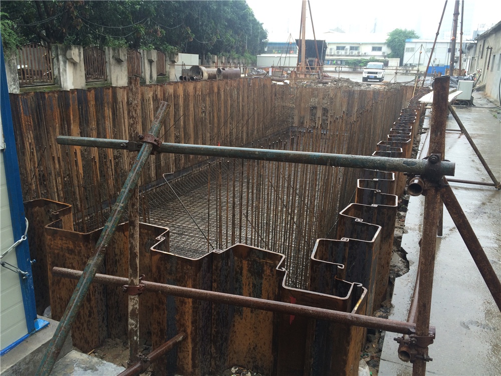 钢板桩施工